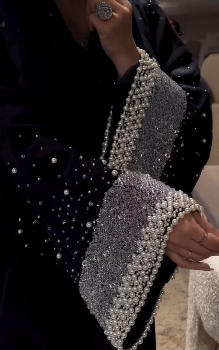 Detailed abaya embroidery